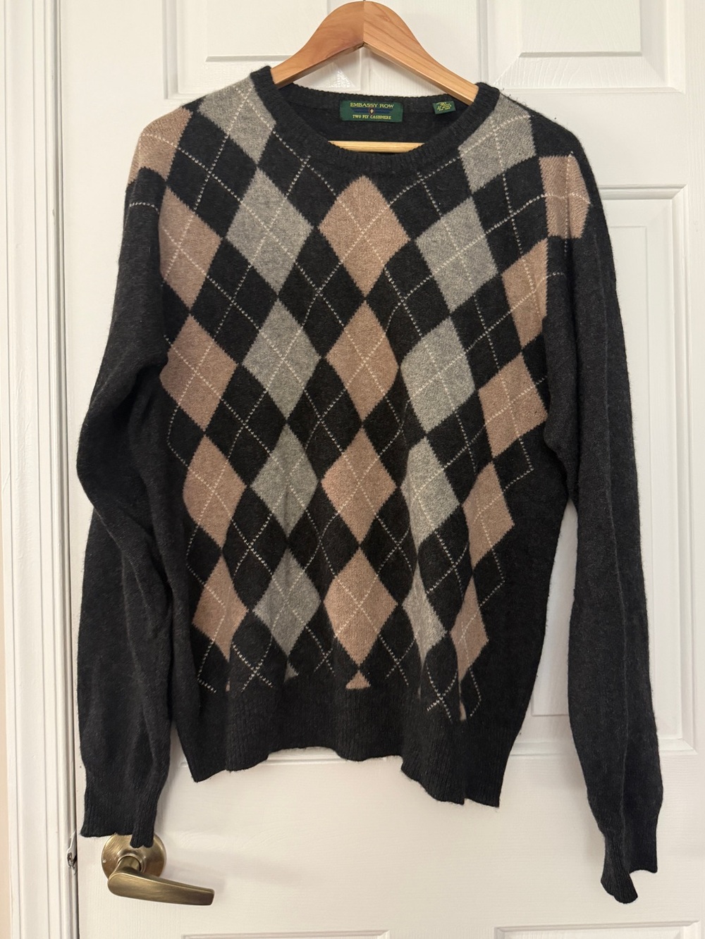 Embassy Row Cashmere Argyle Crewneck Sweater - Black, Gray & Tan